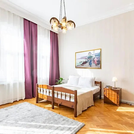 Missafir Historical Flat With Sea View In Beyoglu Apartment