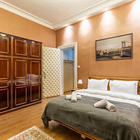 Missafir Historical Flat With Sea View In Beyoglu Apartment Istanbul